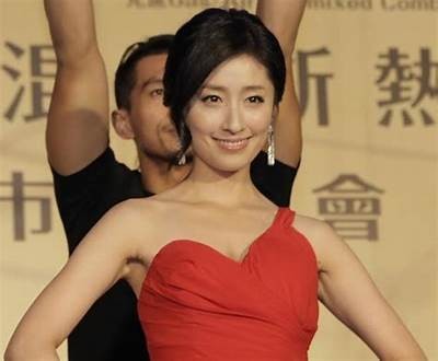 海角社区双胞胎故事：兄弟姐妹间的深厚情谊与成长历程